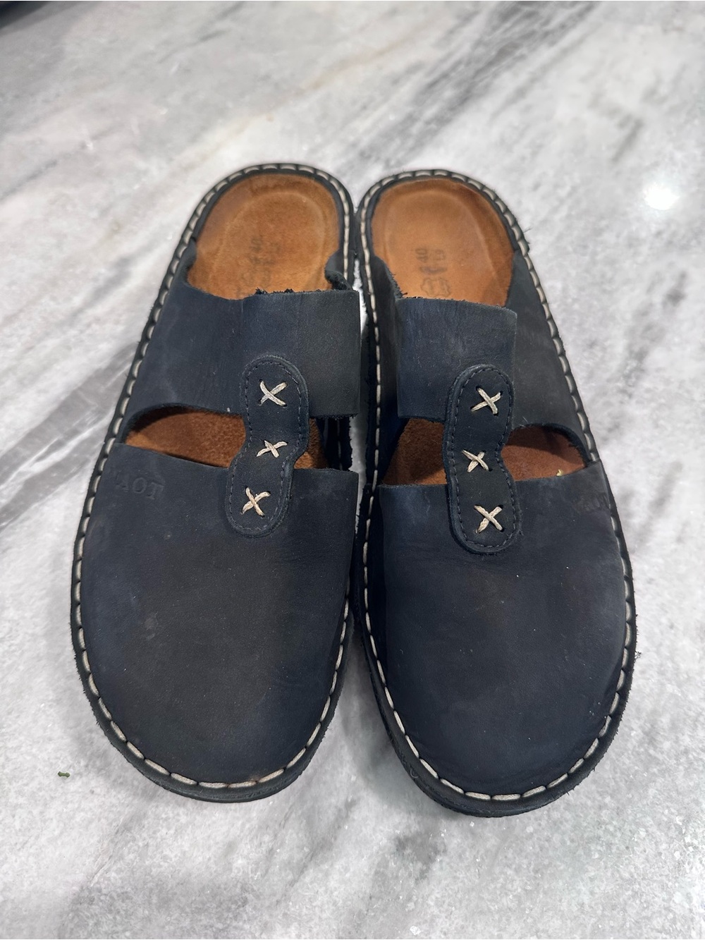 Naot Black Leather Slip On Clogs Shoes Size 40, 9.5 Comfort